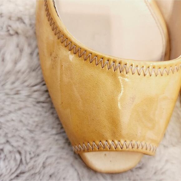 PRADA YELLOW PEEP TOE LEATHER PUMP SIZE 39 6.5 - Picture 6 of 12